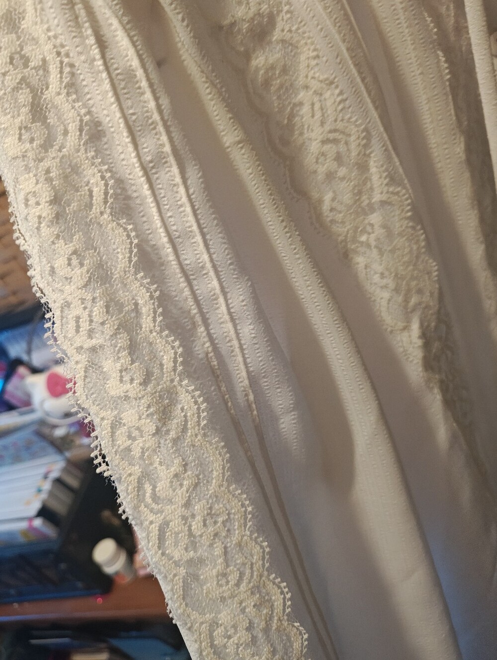 Ivory Lace Pintuck Ruffled Blouse - Picture 3 of 4
